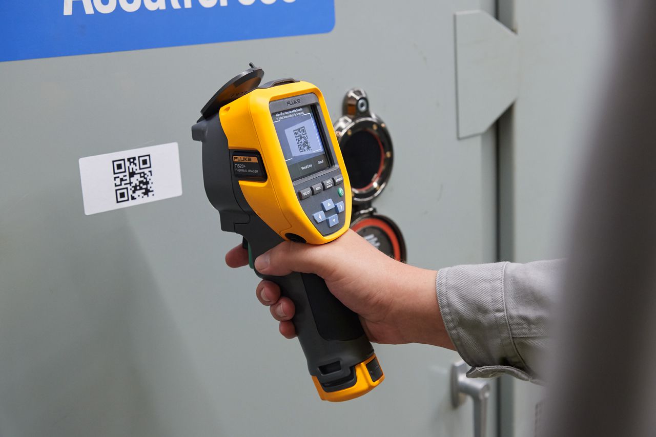 Тепловизор fluke tis20. Fluke tis20+ 9hz. Тепловизор Fluke tis20+ 9 Hz. Тепловизор Fluke 65. Fluke 17 10000 МФ.